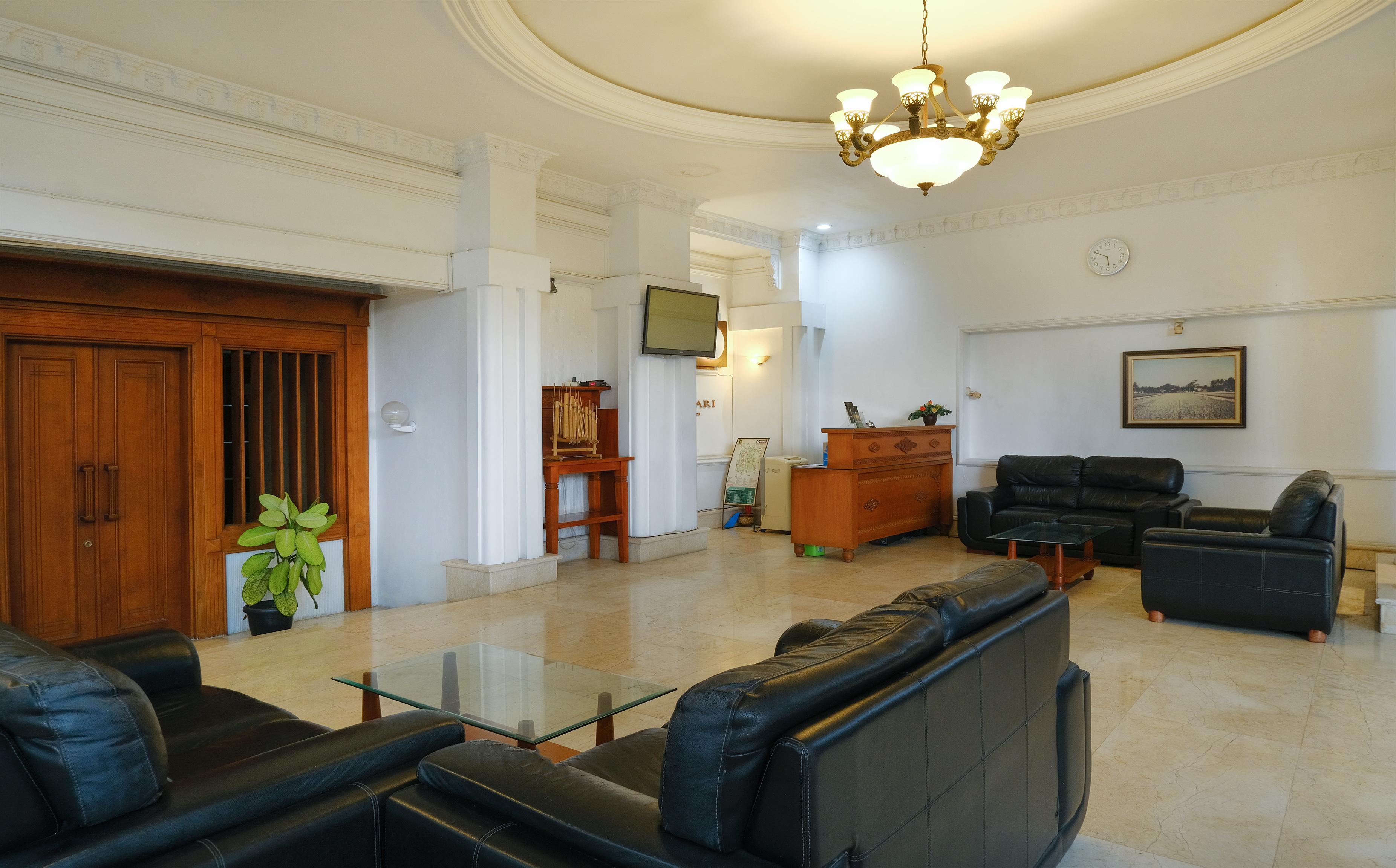 Urbanview Omah Pari Boutique Hotel Yogyakarta Buitenkant foto
