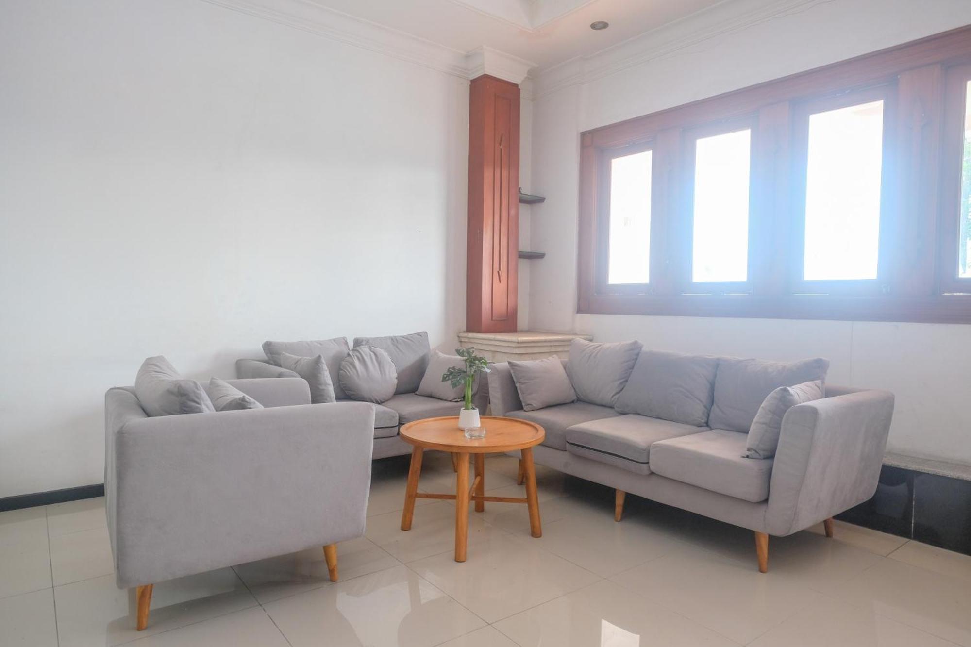 Urbanview Omah Pari Boutique Hotel Yogyakarta Buitenkant foto
